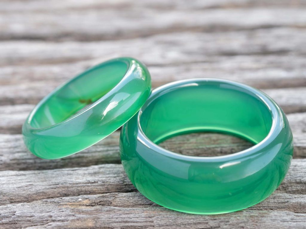 A pair of jade rings for man and woman.